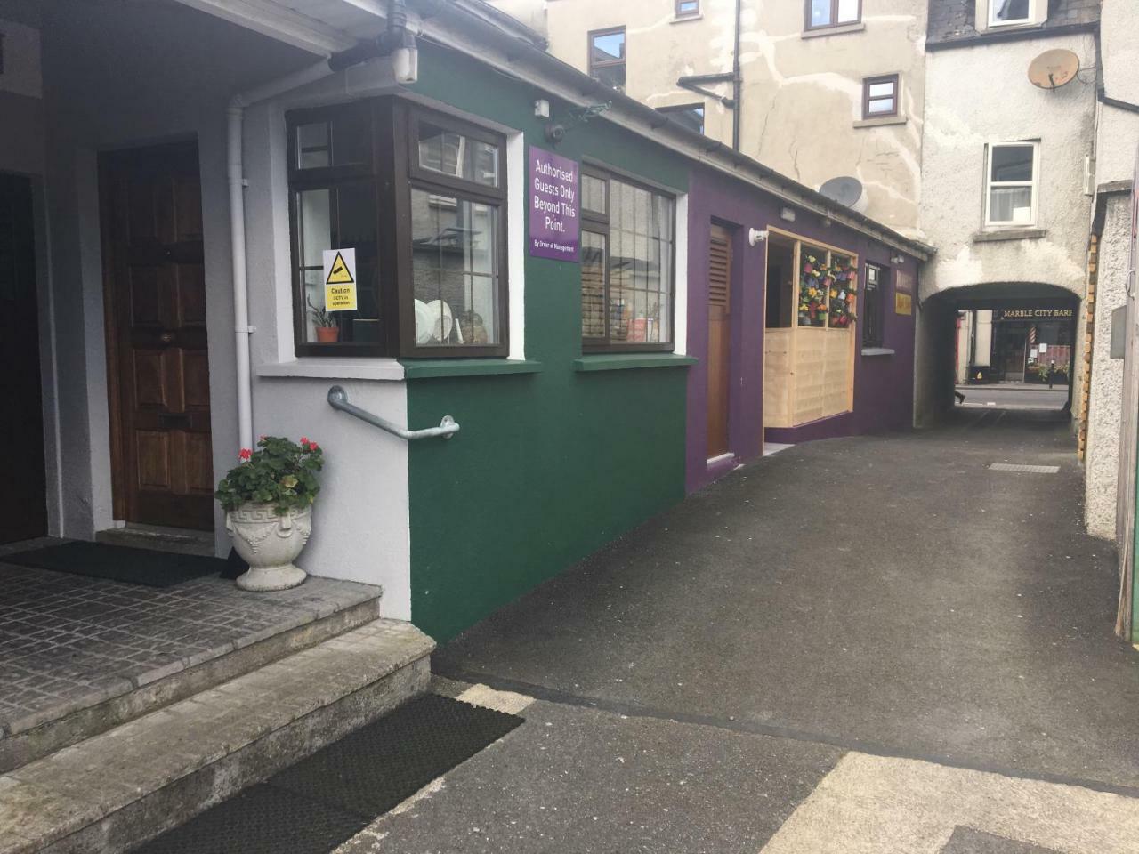 Dalys Accommodation Kilkenny Exterior photo